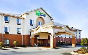 Holiday Inn Express Forest City By Ihg